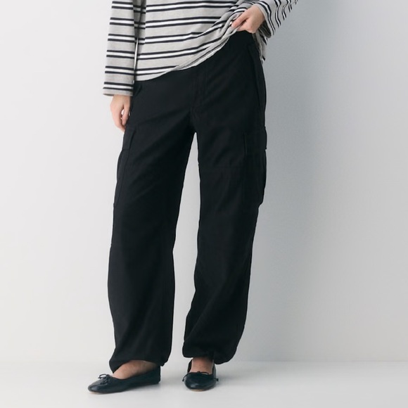 TNA Pants - NWT TNA Aritzia Supply Cargo Pants Size 2